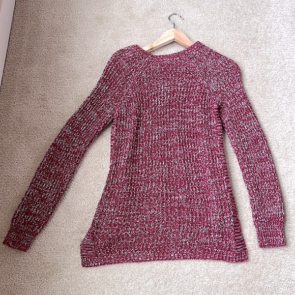 Marled Small 2 Toned Red/White Cozy Crewneck Sweater - Picture 2 of 9